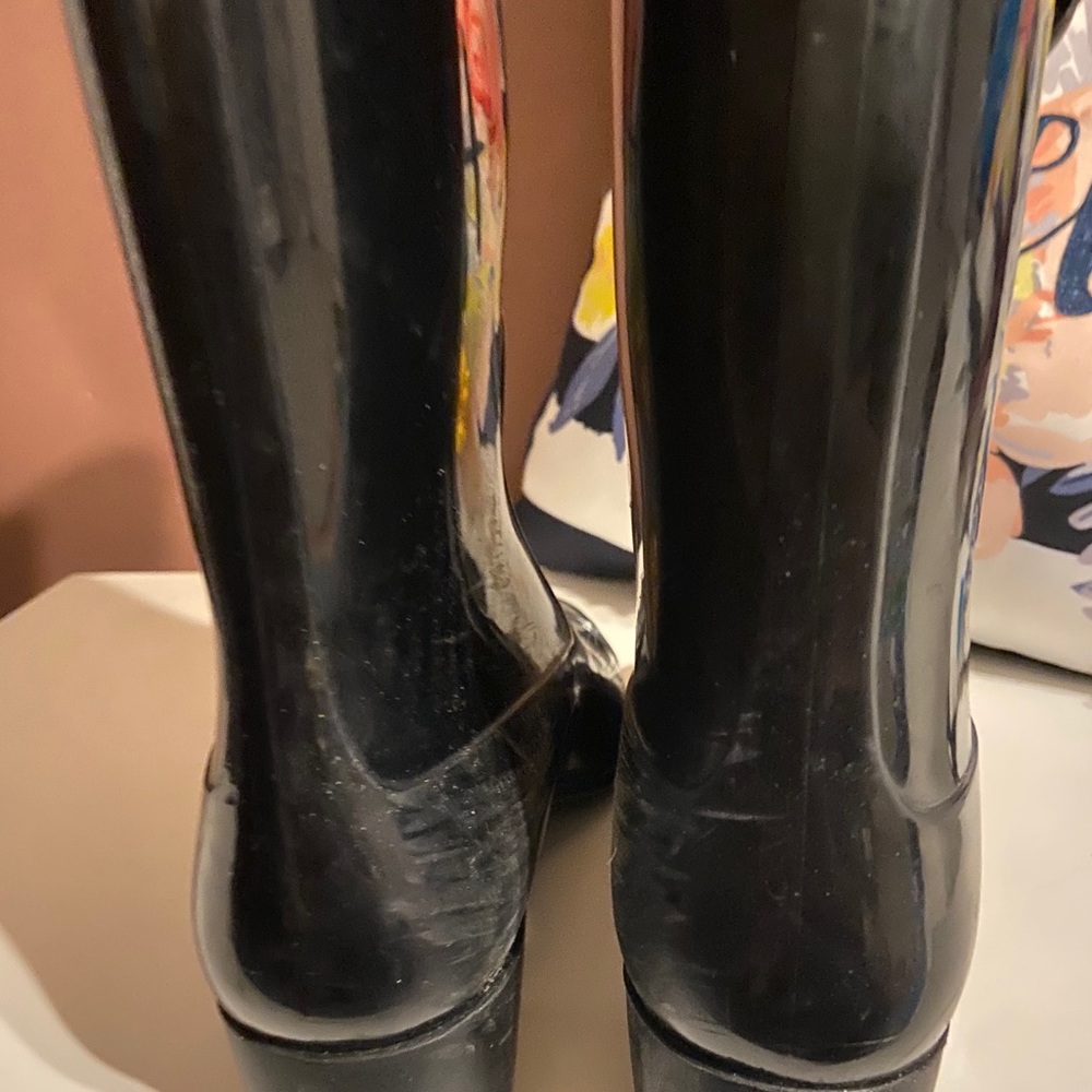 COPY - Authentic Chanel rain boots - Picture 3 of 6